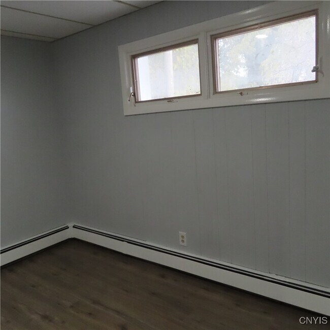 Foto del edificio - 4449 E Genesee St