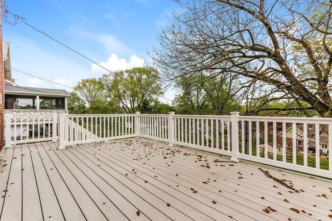 Building Photo - Charming 3-Bedroom Colonial in Glenside