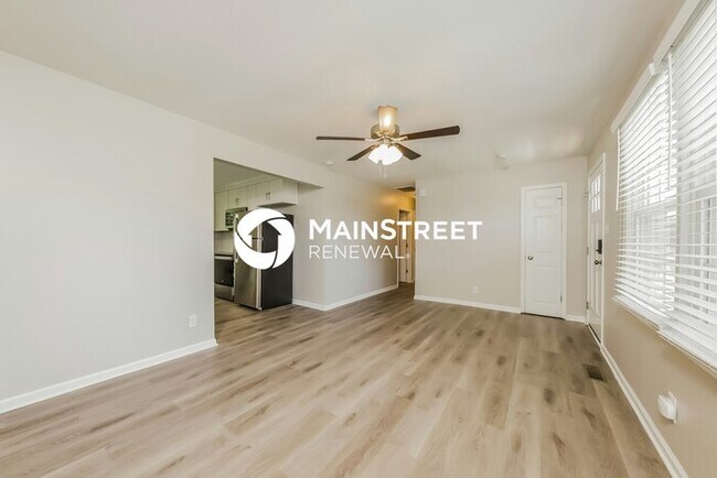 Building Photo - 3 Bedroom Pet-Friendly Home in Winston-Sal...