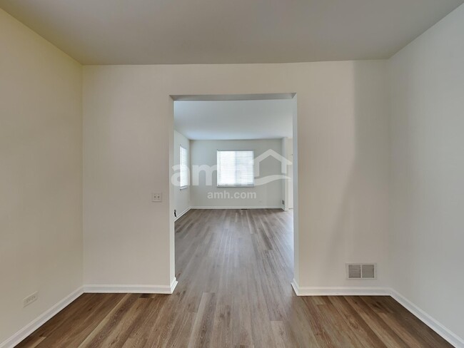 Building Photo - 1209 Fawnlily Cir