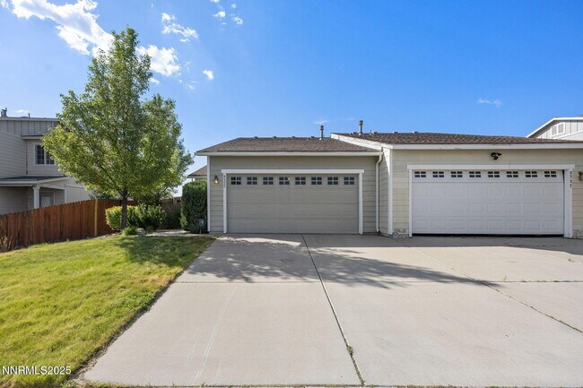 Foto del edificio - 8733 Sunset Breeze Dr