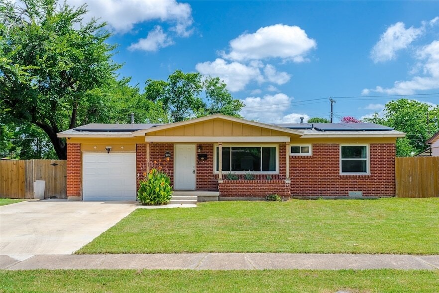 Primary Photo - 10514 Sandra Lynn Dr