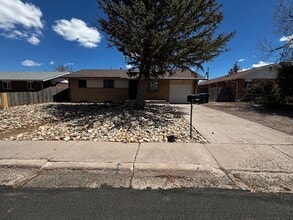 Building Photo - 147 Lummis Ct