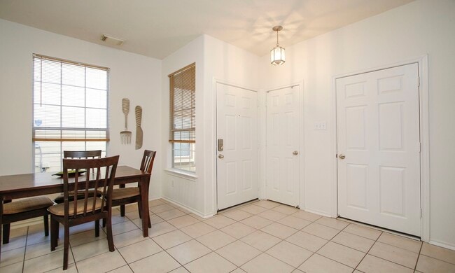 Building Photo - 191 N Burberry Park Cir