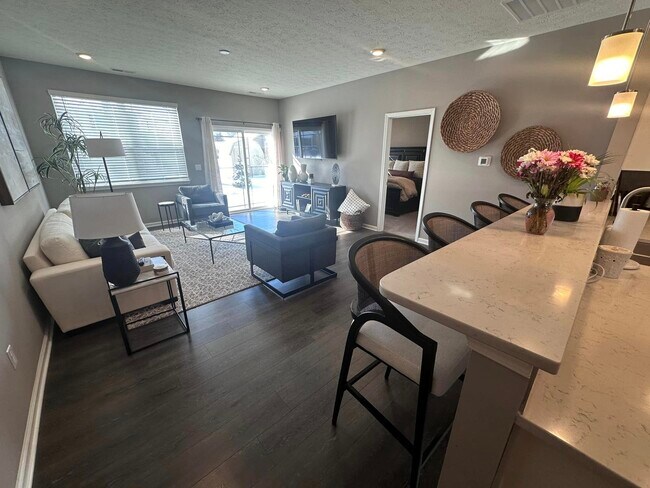 Foto del edificio - 301 Milltown Dr.