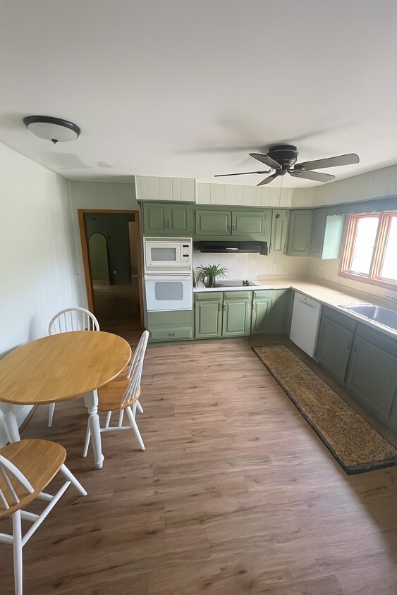 Kitchen - 610 Pawling Ave