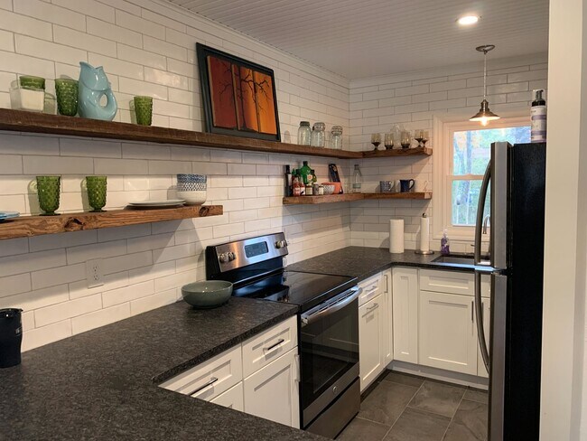 Foto del edificio - Surfside, Walk to Beach, 2 Bedroom, 2 Bath...