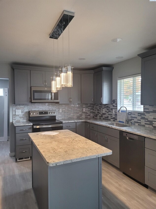 Foto principal - 3714 W Nixon St