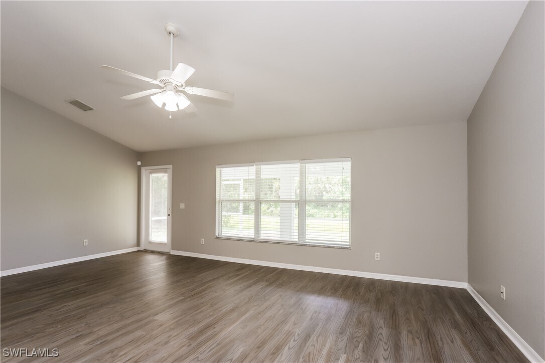 Foto principal - 2527 Altoona Ave
