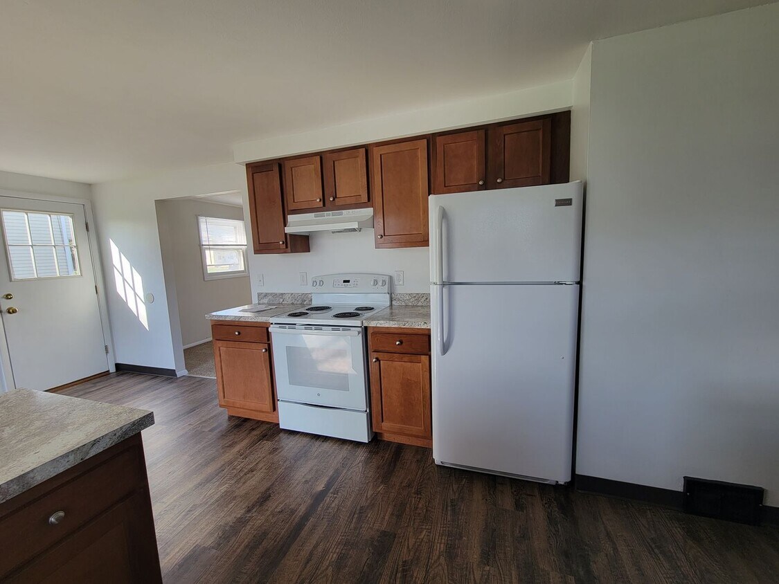 61818.5 Sunflower Dr, Salina, NY 13088 Townhome Rentals in Salina NY