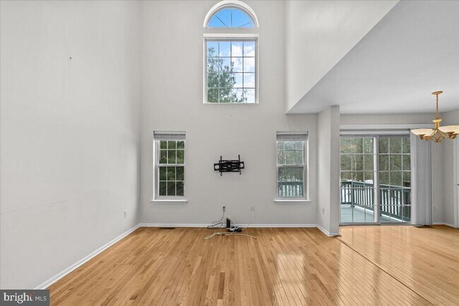 Foto del edificio - 14 Hearthstone Ln