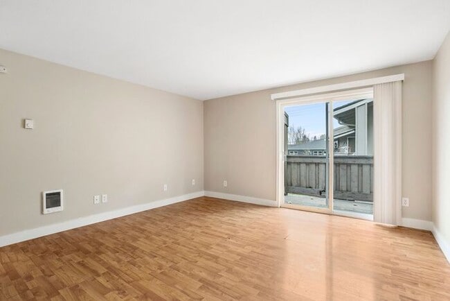 Building Photo - Cozy up in front of a fireplace in this beautiful 2bedroom!!!
