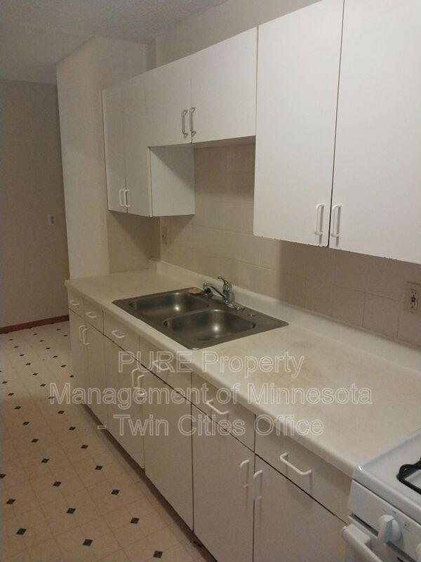 Foto principal - 2621 2nd Ave S