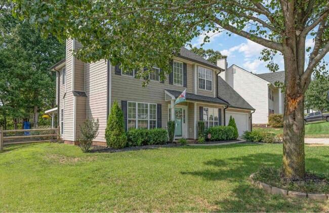 Building Photo - 204 Pebble Creek Crossing