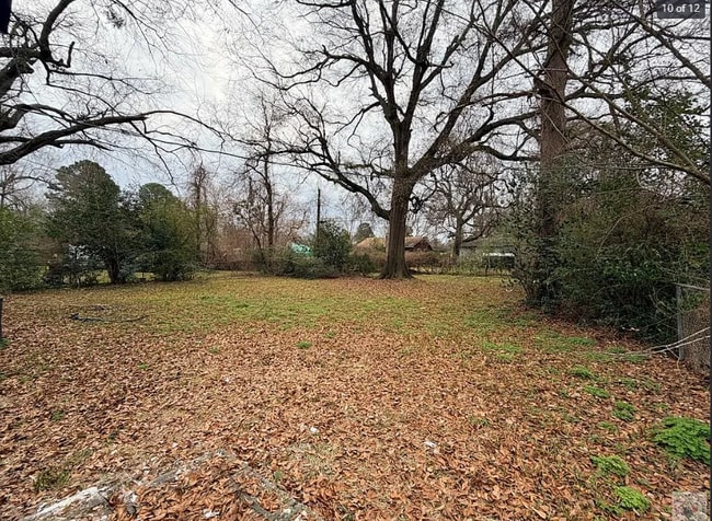 Building Photo - 828 Burma Rd