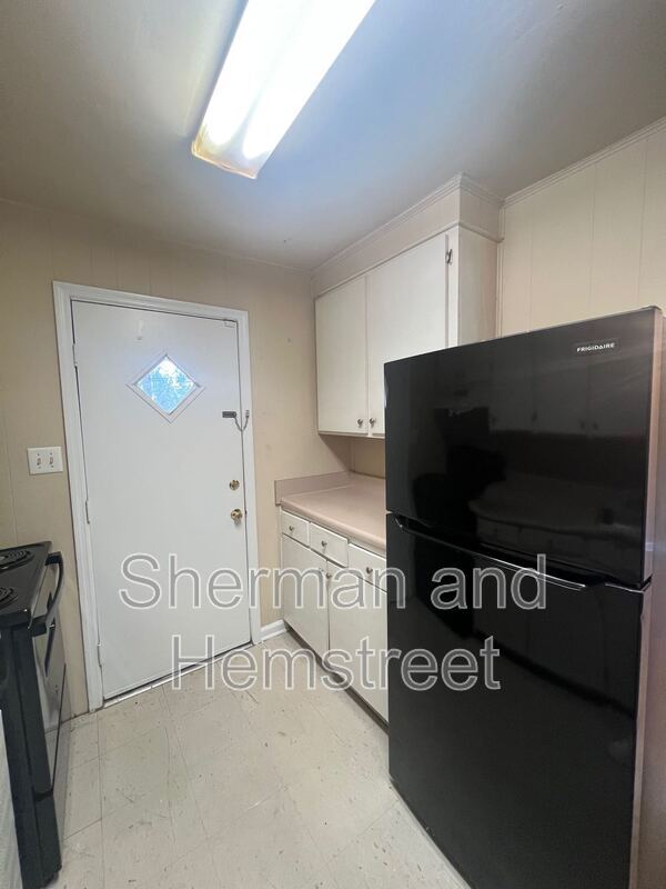 Foto del edificio - 2738 Blount Ave