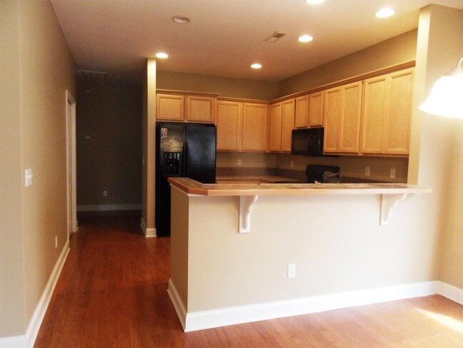Building Photo - 100 Forestberry Street
