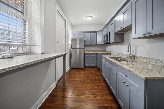 Foto del edificio - 6635 S Ellis Ave