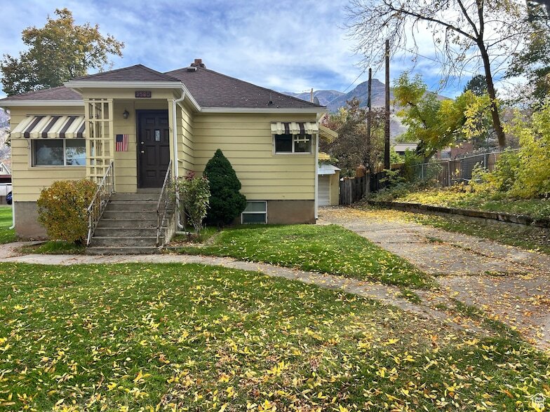 Foto principal - 3580 Van Buren Ave