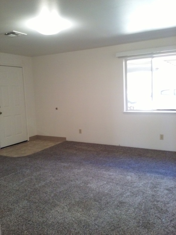 Foto del edificio - 2152 NW North Hill Dr