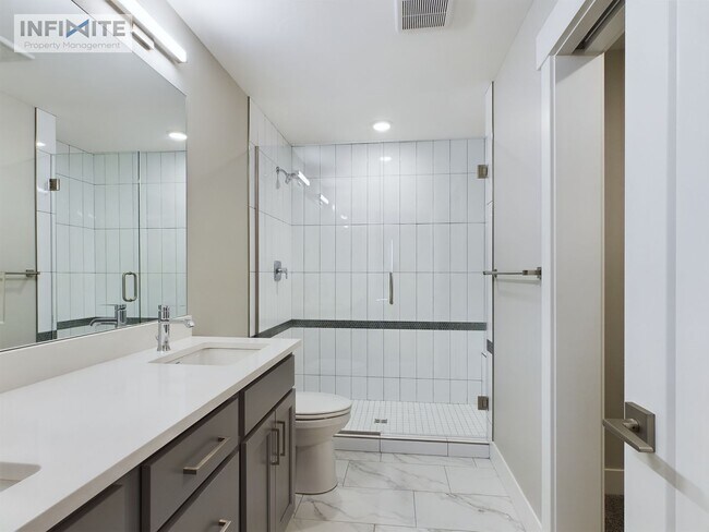 Foto del edificio - Bozeman Stunner!