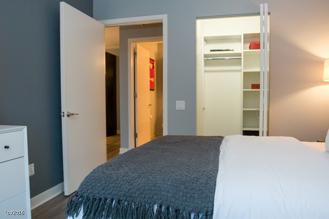 Foto del edificio - 546 N McClurg Ct