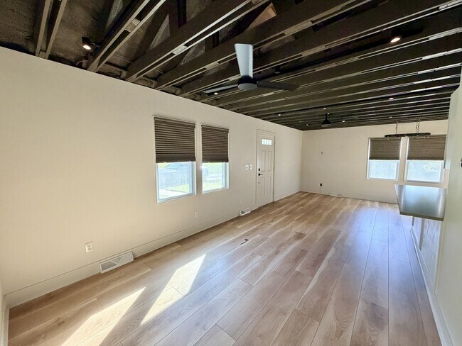 Foto del edificio - 2949H S. 78th St