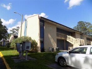 Building Photo - 2811 SW Archer Rd