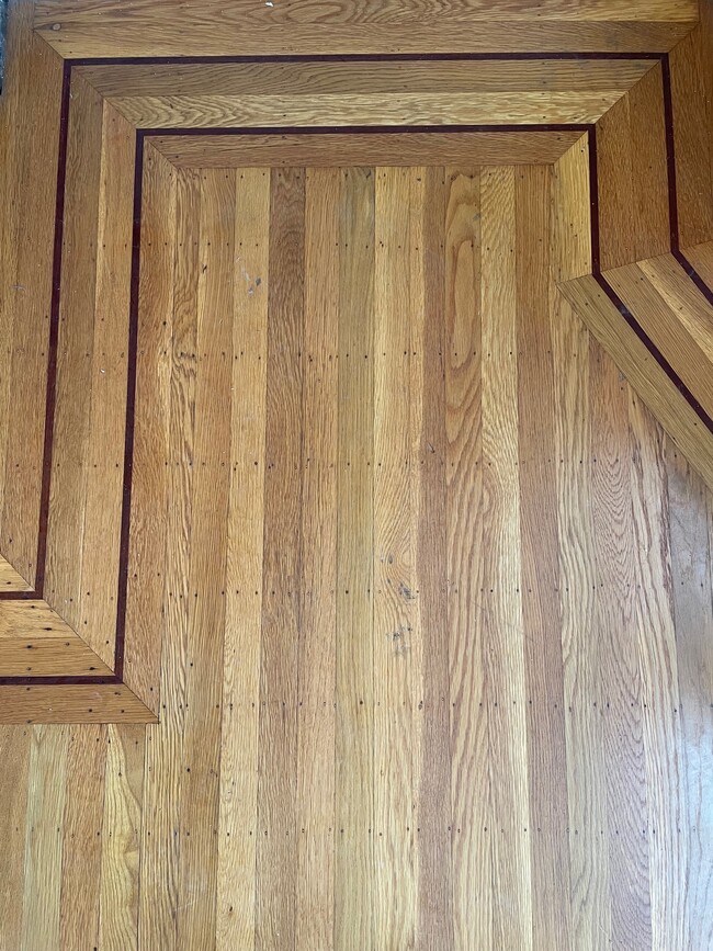 Original Inlay Hardwood Floors - 511 D St