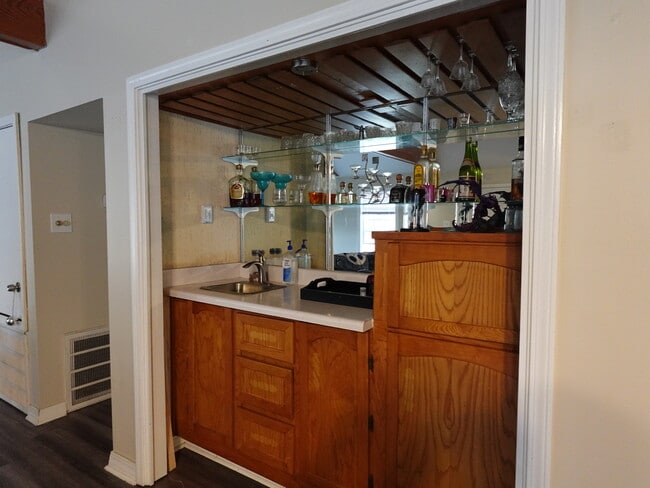 Foto del edificio - 45097 Greenbrier Rd