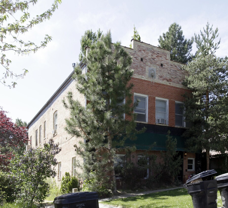 Primary Photo - 285 J St