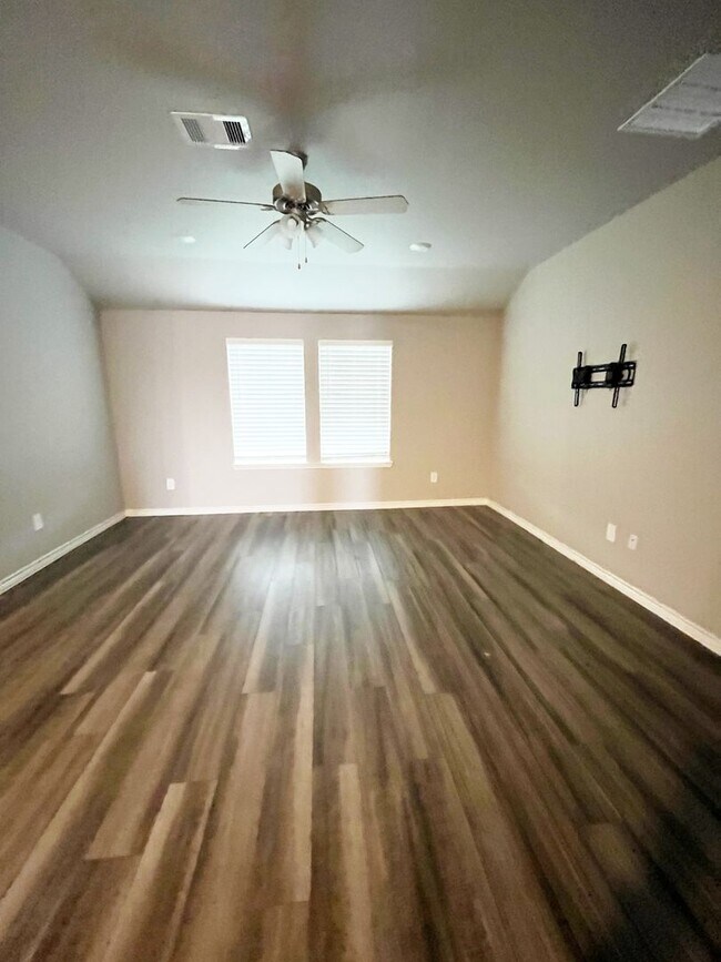 Foto del edificio - House for rent!