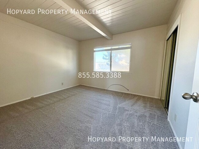 Foto del edificio - 1042 Williams St
