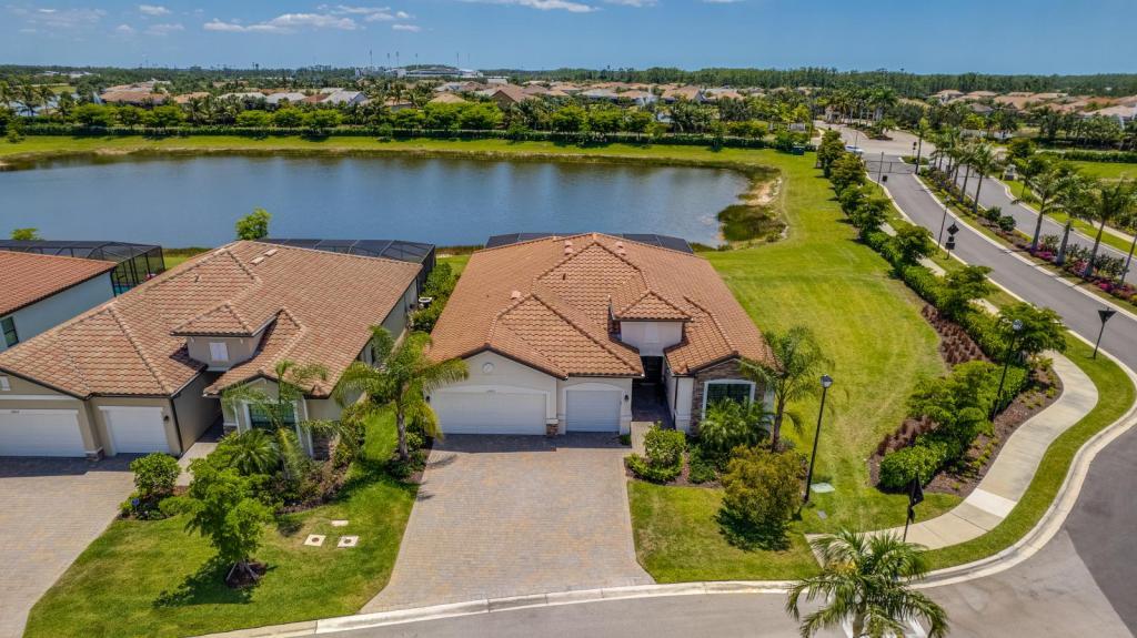 Foto principal - 11853 Hickory Estate Cir