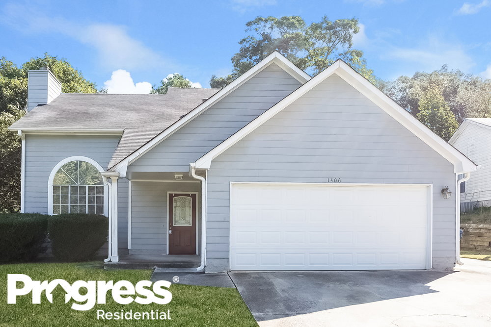 Primary Photo - 1406 Oak Knoll Dr NE