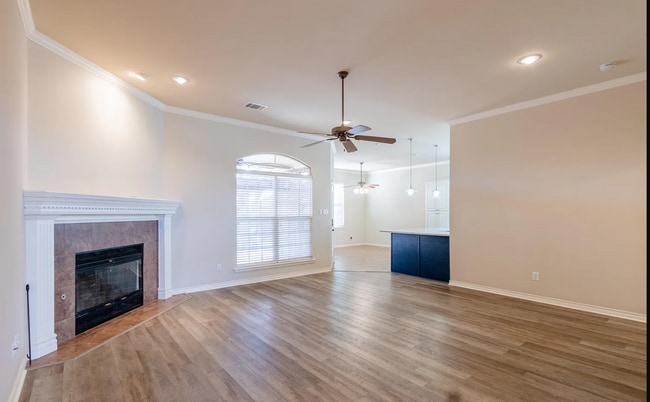 Building Photo - Updated 4/3/3 Located in Frenship ISD!