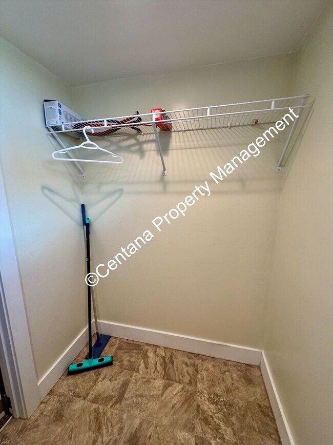 Foto del edificio - 616 E 4th St