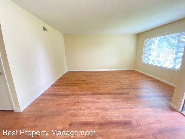 Foto del edificio - 4 br, 2 bath House - 828 Debra St