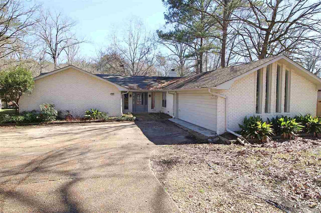 102 Holly Trail, Brandon, MS 39047 House Rental in Brandon, MS