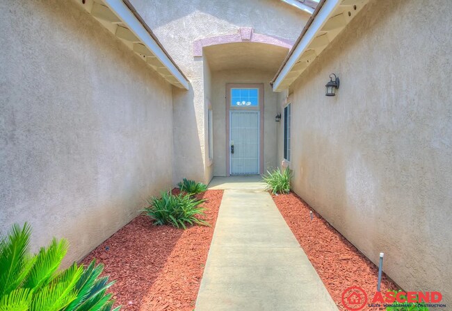 Foto del edificio - Charming 3BD/2BA Home in Bakersfield 93312 – Sewer & Trash Included!