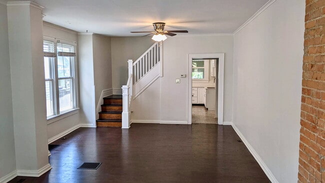 Building Photo - 2583 Findley Ave