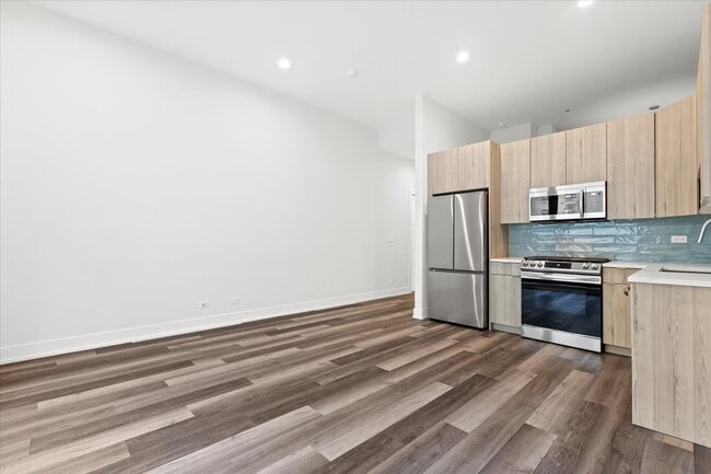 Foto del edificio - 2322 N Clark St