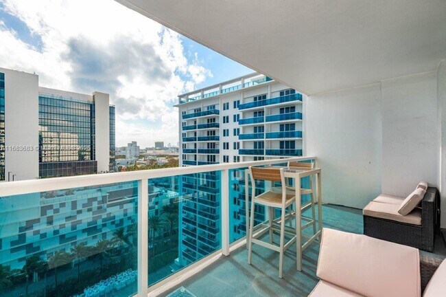 Foto del edificio - 2301 Collins Ave