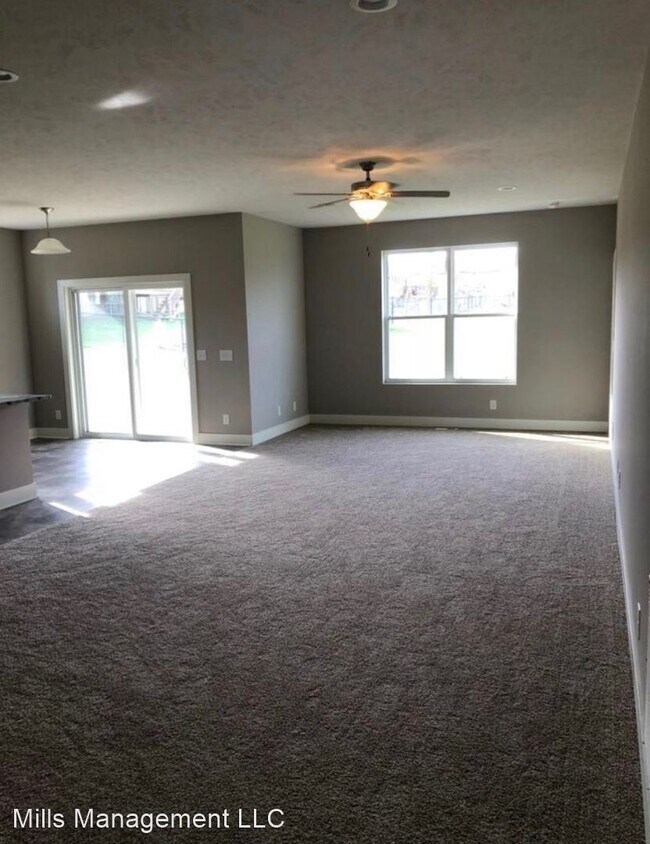 Foto del edificio - 4 br, 3 bath House - 7416 N 160 Street