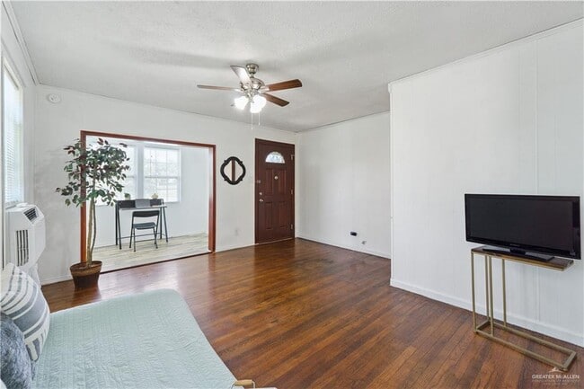 Foto del edificio - 1021 N 2nd St