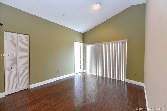 Building Photo - 14640 SW 124th Pl