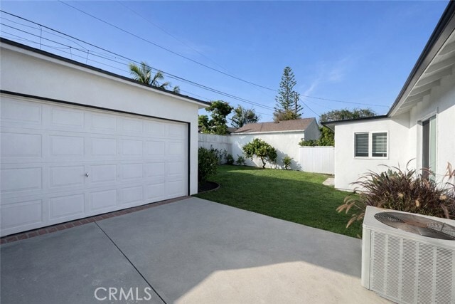 Building Photo - 8123 McConnell Ave