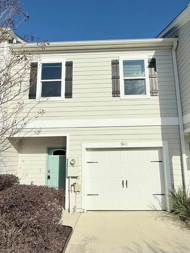 Building Photo - 9640 Nature Creek Blvd