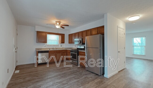 Building Photo - 420 Sawyer Blvd