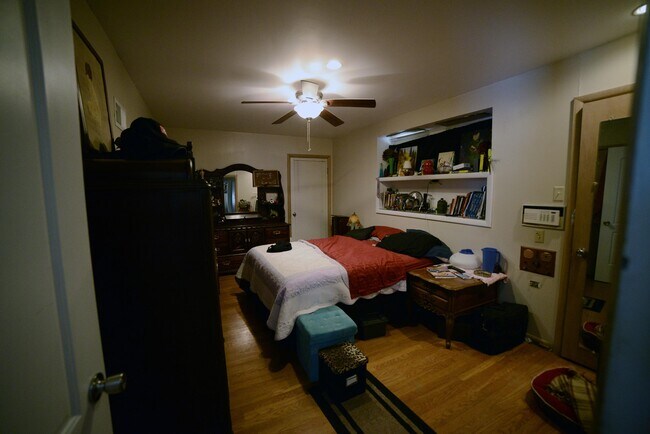 Bedroom 01 - 1101 Yale Ave
